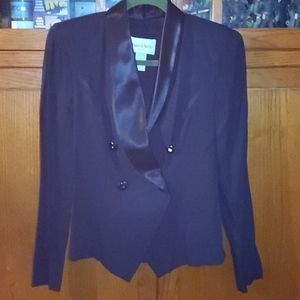 Danny & Nicole New York women's suit